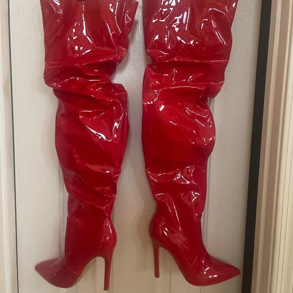 CUCCO THIGH HIGH RED PATENT LEATHER BOOTS 6(US) 36(EU) - Picture 7 of 15